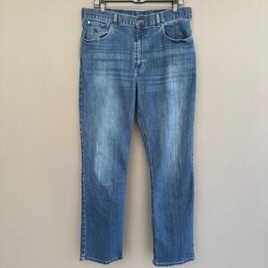 Hart Schaffner Marx straight leg Jeans - Casual Preppy Medium Wash Men’s 36x32